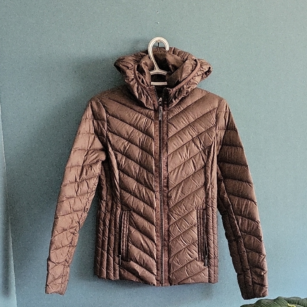 Women's Quilted Puffer Jacket in Brown